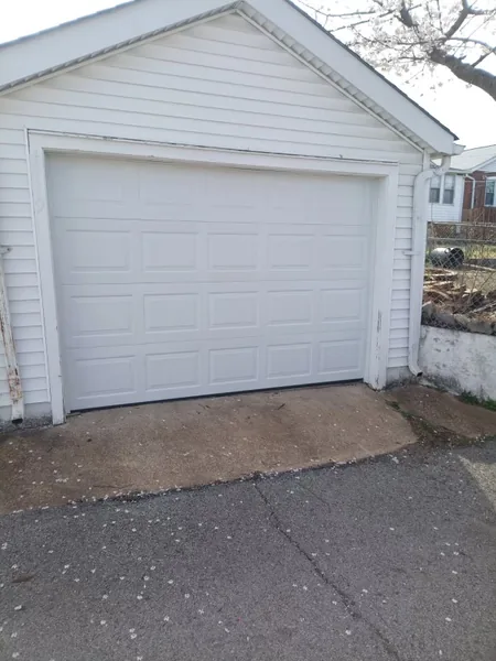 New garage door installation St. Louis